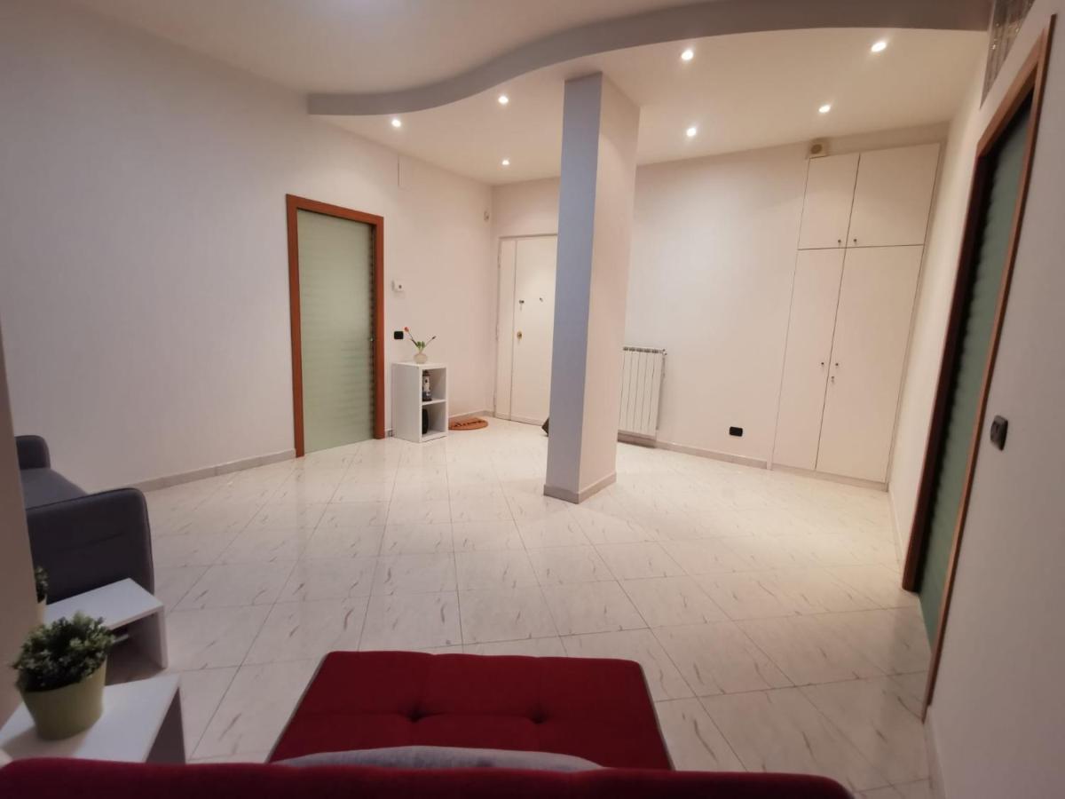 Comfort Apartment And Terrace Nel Cuore Di Bari Ngoại thất bức ảnh