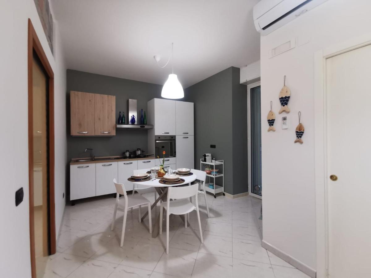 Comfort Apartment And Terrace Nel Cuore Di Bari Ngoại thất bức ảnh
