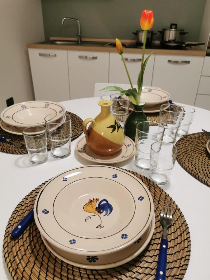 Comfort Apartment And Terrace Nel Cuore Di Bari Ngoại thất bức ảnh